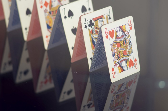 スートとは 4種のマークが示す意味やカードの強さ 絵柄の秘密を紹介 Magicdoor スートとは 4種のマークが示す意味やカードの強さ 絵柄の秘密を紹介 Magicdoor